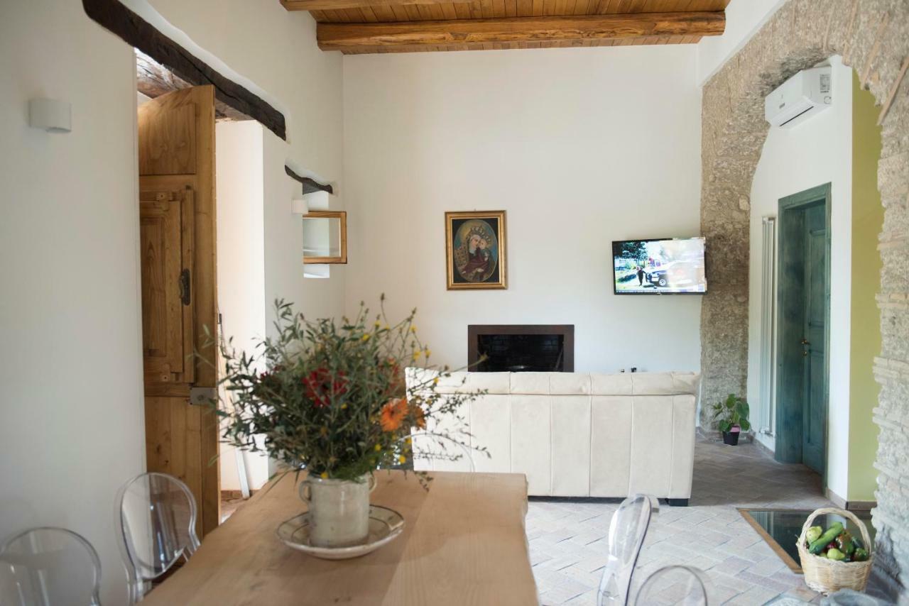 B&B Rifugio Tra Gli Ulivi カンパーニャ エクステリア 写真