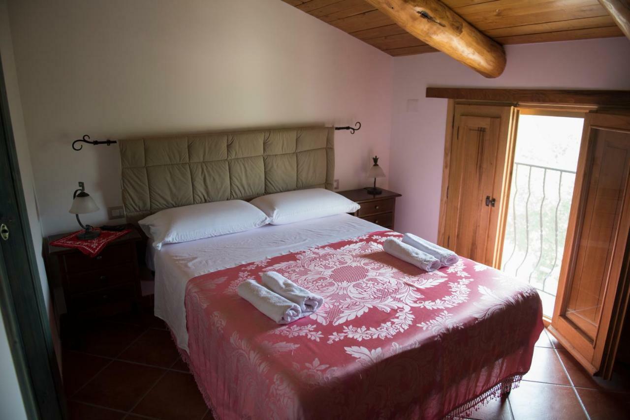 B&B Rifugio Tra Gli Ulivi カンパーニャ エクステリア 写真