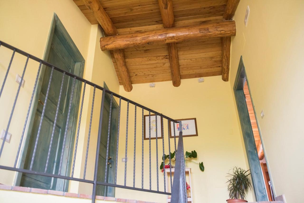 B&B Rifugio Tra Gli Ulivi カンパーニャ エクステリア 写真